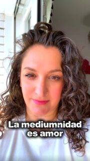 ✨ La mediumnidad es amor ❤️ y para nada da miedo, sino todo lo contrario. La mediumnidad es abrazar el alma del consultante✨ si tú también quieres vivirlo, muy atento/a 👇💫

💜 FORMACIÓN DE MEDIUMNIDAD 💜
6 meses de aprendizaje, práctica y transformación para quienes sienten el deseo de desarrollar su conexión espiritual y aprender a comunicarse con el mundo espiritual.

🔮 ¿Qué aprenderás?

✨ Habilidades psíquicas
✨ Intuición y proyección astral
✨ Videncia y lectura psíquica
✨ Canalización y comunicación con fallecidos
✨ Guías espirituales y claris
✨ Desarrollo profesional espiritual
✨ Gestión del duelo, miedos y síndrome del impostor

🫶 Incluye:

✔️ Prácticas reales y constantes
✔️ Clases grabadas
✔️ Dossier completo
✔️ Grupo privado de WhatsApp
✔️ Acompañamiento emocional

💻 Online por Zoom

📅 Del 8 de septiembre al 9 de marzo

💫 Una formación profunda y práctica para desarrollar tus capacidades espirituales con confianza, acompañamiento y experiencia real.

📲 Si sientes que este es tu momento, escríbeme por privado y te enviaré toda la información.

💜 En la mediumnidad somos tribu. Y quizás esta tribu también es para ti.

Escribe INFO y te paso información ✨💫

#Mediumnidad #Medium #Espiritualidad #Videncia #Canalización DesarrolloEspiritual