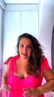 ✨ ¿Qué son las claris? Te enseño a trabajarlas en mi formación de mediumnidad

💫 FORMACIÓN DE MEDIUMNIDAD 💫

6 meses de aprendizaje, práctica y transformación para quienes sienten el deseo de desarrollar su conexión espiritual y aprender a comunicarse con el mundo espiritual.

🔮 ¿Qué aprenderás?

✨ Habilidades psíquicas
✨ Intuición y proyección astral
✨ Videncia y lectura psíquica
✨ Canalización y comunicación con fallecidos
✨ Guías espirituales y claris
✨ Desarrollo profesional espiritual
✨ Gestión del duelo, miedos y síndrome del impostor

🫶 Incluye:

✔️ Prácticas reales y constantes
✔️ Clases grabadas
✔️ Dossier completo
✔️ Grupo privado de WhatsApp
✔️ Acompañamiento emocional

💻 Online por Zoom

📅 Del 8 de septiembre al 9 de marzo

💫 Una formación profunda y práctica para desarrollar tus capacidades espirituales con confianza, acompañamiento y experiencia real.

📲 Si sientes que este es tu momento, escríbeme por privado y te enviaré toda la información.

💜 En la mediumnidad somos tribu. Y quizás esta tribu también es para ti.

Escribe INFO y te paso información ✨💫

#Mediumnidad #Medium #Espiritualidad #Videncia