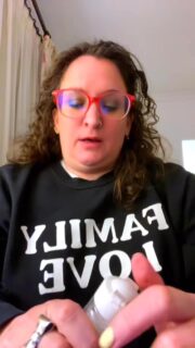 Hay experiencias que no se olvidan… se quedan grabadas en el alma. ✨ 

La noche antes de una charla mediúmnica en Granada, viví algo que aún hoy me sigue dejando sin palabras. Fue mientras intentaba dormir. 

En este sueño, todo era claridad. Presencia, palabras sin voz, emociones intensas… Desperté sabiendo que aquello no había sido solo un sueño, sino una conexión, una señal, una evidencia. 

Al día siguiente, en la charla, todo cobró sentido. 

#Granada