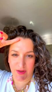 ✨ ¿Y si ese llamado que sientes no fuera casualidad? ✨

💜 FORMACIÓN DE MEDIUMNIDAD 💜
6 meses de aprendizaje, práctica y transformación para quienes sienten el deseo de desarrollar su conexión espiritual y aprender a comunicarse con el mundo espiritual.

🔮 ¿Qué aprenderás?

✨ Habilidades psíquicas
✨ Intuición y proyección astral
✨ Videncia y lectura psíquica
✨ Canalización y comunicación con fallecidos
✨ Guías espirituales y claris
✨ Desarrollo profesional espiritual
✨ Gestión del duelo, miedos y síndrome del impostor

🫶 Incluye:

✔️ Prácticas reales y constantes
✔️ Clases grabadas
✔️ Dossier completo
✔️ Grupo privado de WhatsApp
✔️ Acompañamiento emocional

💻 Online por Zoom

📅 Del 8 de septiembre al 9 de marzo

💫 Una formación profunda y práctica para desarrollar tus capacidades espirituales con confianza, acompañamiento y experiencia real.

📲 Si sientes que este es tu momento, escríbeme por privado y te enviaré toda la información.

💜 En la mediumnidad somos tribu. Y quizás esta tribu también es para ti.

#Mediumnidad #Medium #Espiritualidad #Videncia #Canalización DesarrolloEspiritual
